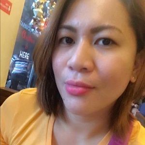 Meet your Posher, Charlyn