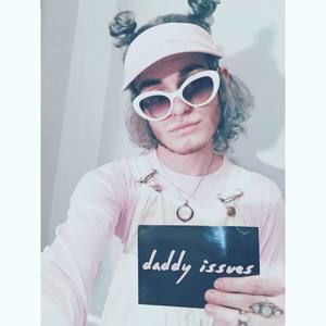 Meet your Posher, Thomas