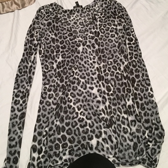 Express leopard top  NWOT