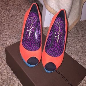 Never worn. Suede wedges