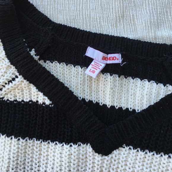Black & cream knit pull over sweater NWOT - Picture 3 of 3