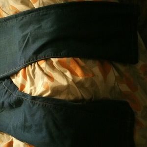 Gap Long and Lean Trousr