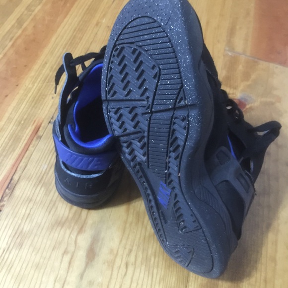 MEN NIKE SHOES - Picture 3 of 3