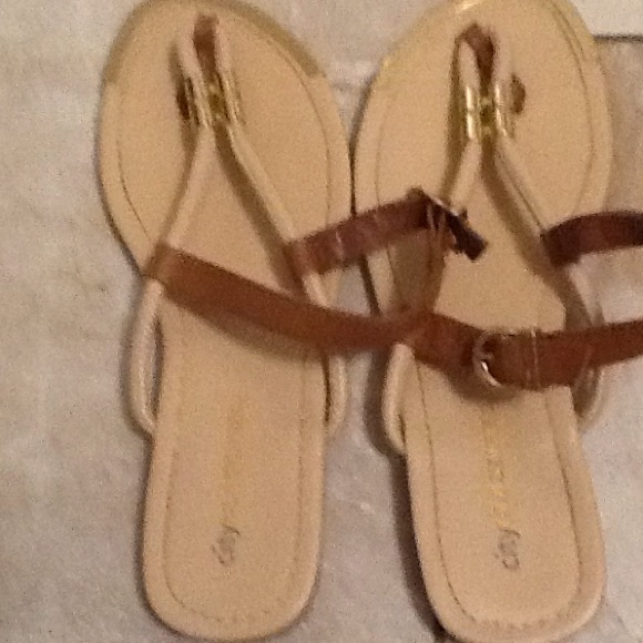 Sandals - Picture 3 of 3