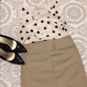 Banana Republic khaki pencil skirt