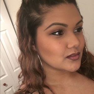 Meet your Posher, Shahela