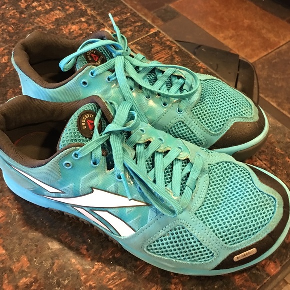 Size 8 Reebok 2.0 Nanos!