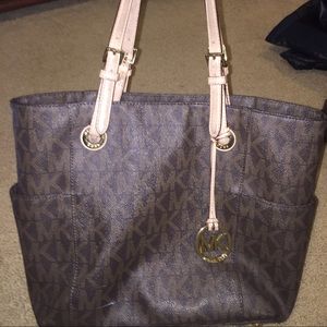 Michael korrs mk bag