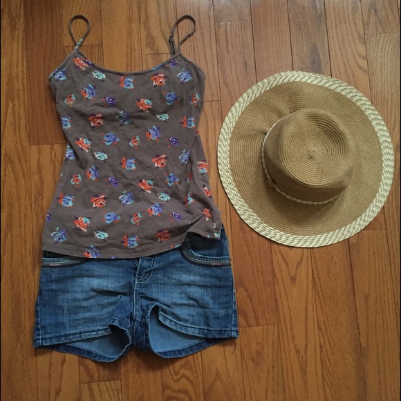 Flower Tanktop (with built-in bra)