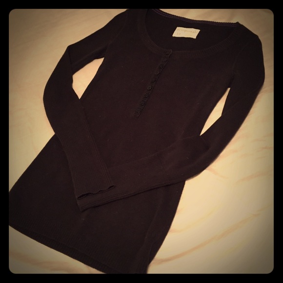 Black Aeropostale long sleeve top