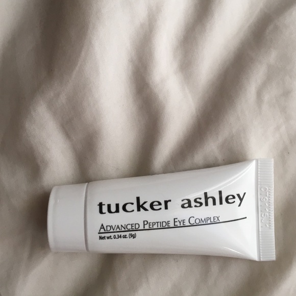 Tucker Ashley eye cream