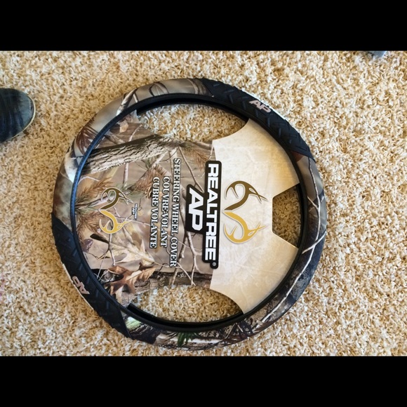 Wheel cover