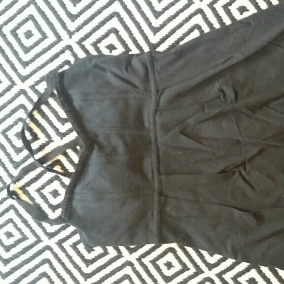 Black Lululemon criss cross tank