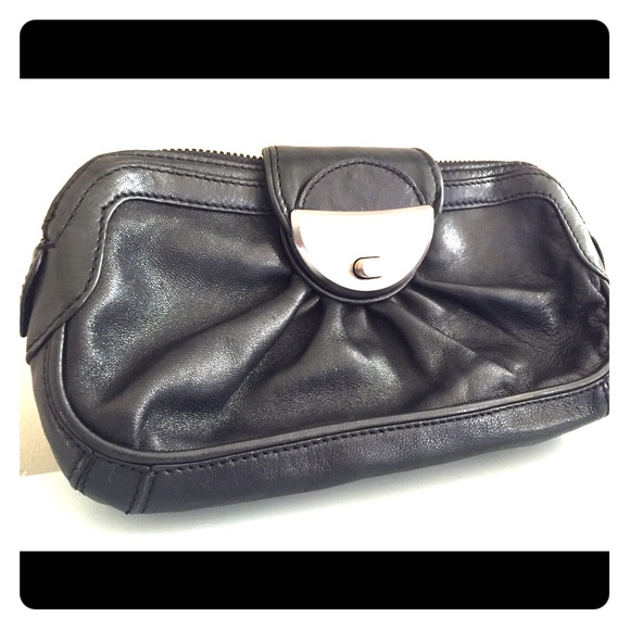 💥Final SALE💥Botkier black hand clutch.