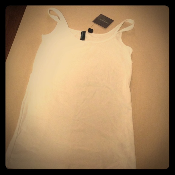 White tank top - BRAND NEW