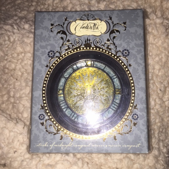 SEPHORA Disney mirror Cinderella !!!