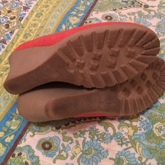 Last Chance 💜 Red Wedges Urban Outfitters - Picture 4 of 4