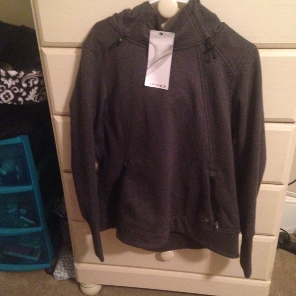 NWT Women's Oakley Restore Fleece Pullover