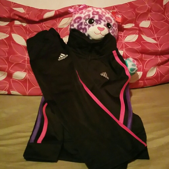 Girls 3T Adidas  zip up jacket and pant suit