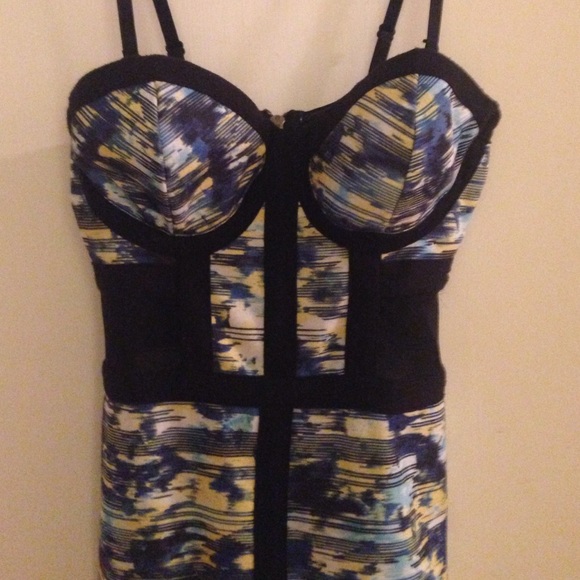 Dress - Picture 2 of 2