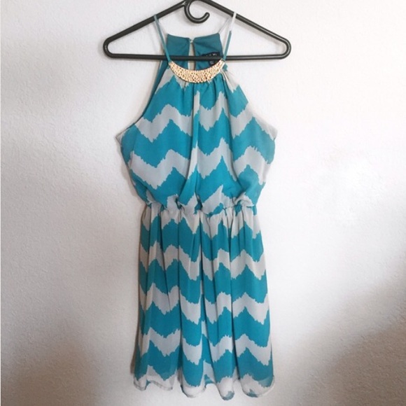 π«SOLDπ«πHP 4/30π Chevron Necklace Dress - Picture 3 of 3