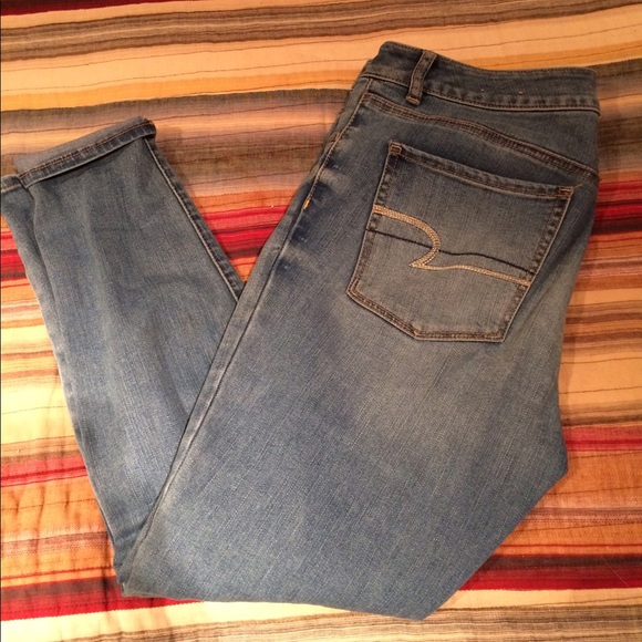 high waisted AE jegging