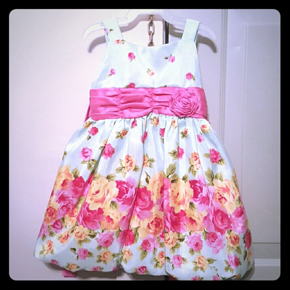 Perfect Spring/Summer little girl dress
