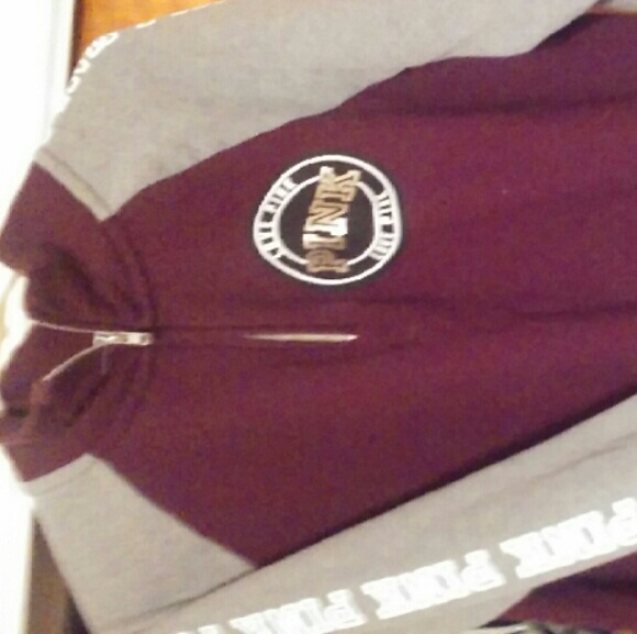 SOLD ****Pink vs half zip