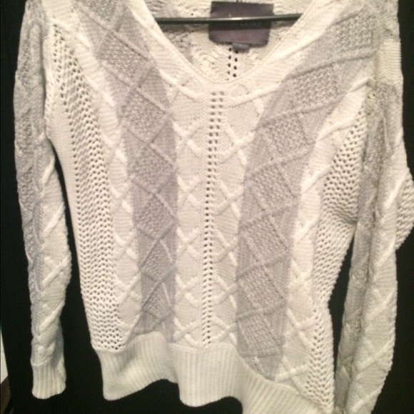 White & gray sweater
