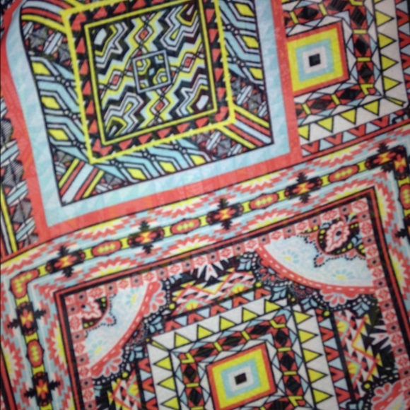 Pattern blouse - Picture 2 of 3