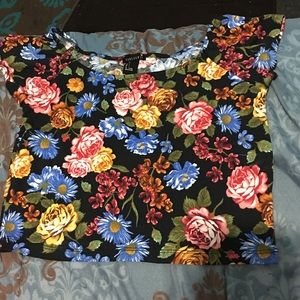 Crop Top Flower Shirt