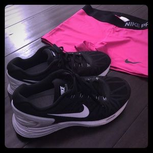 BEST DEAL YET. Nike Running Shoes. SALE!