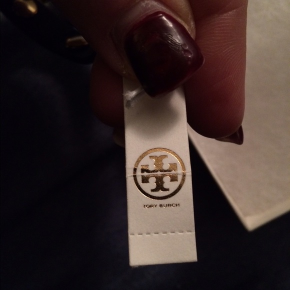 Tory Burch Black and Gold Wraparound bracelet - Picture 2 of 4