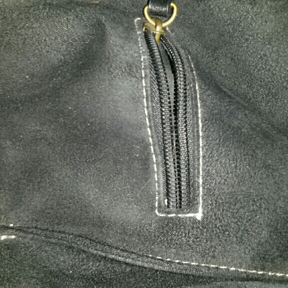 ❌SOLD❌Black suede purse - Picture 3 of 3