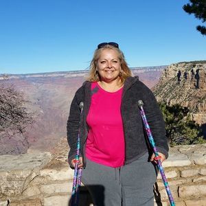 Meet your Posher, Suzanne