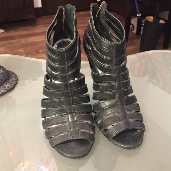 Bcbg heels - Picture 2 of 4