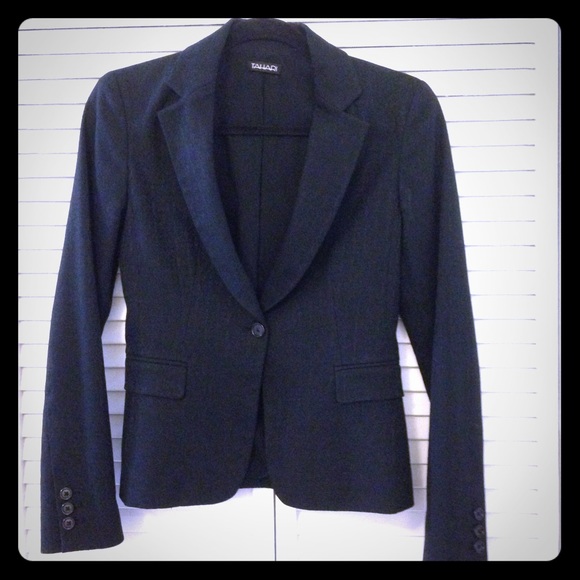 Black one button jacket