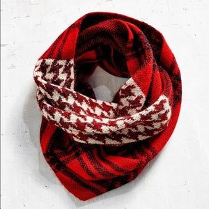 Woolrich plaid scarf