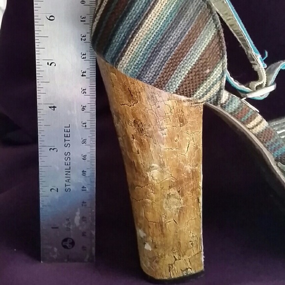 MARY JANE PLATFORMS - Picture 2 of 4