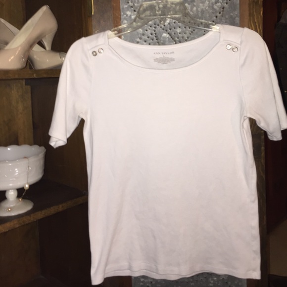 Ann Taylor tee shirt