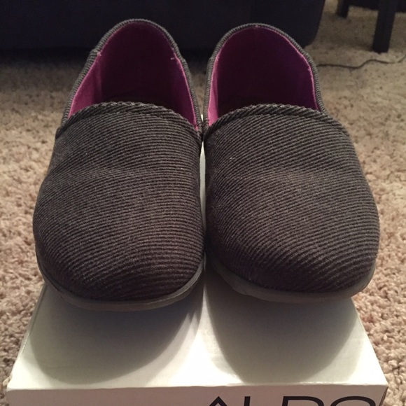 Aldo grey flats