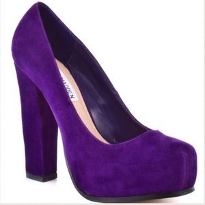 Steve Madden purple suede pumps