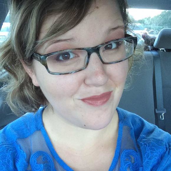 Meet your Posher, Megan