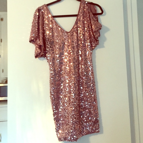 Sequined pink dress