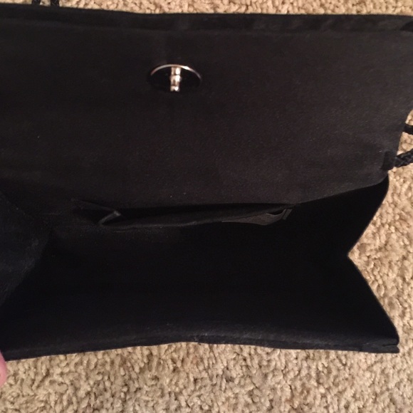 Black Clutch Purse with Optional Strap - Picture 3 of 4