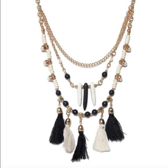 Layered Boho Fringe Necklace - Picture 3 of 3