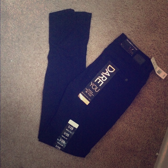 Celebrity pink skinny jeans new never worn