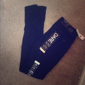 Celebrity pink skinny jeans new never worn