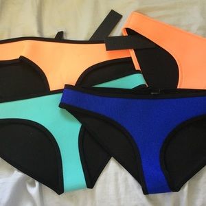 RESERVED TRIANGL BOTTOMS
