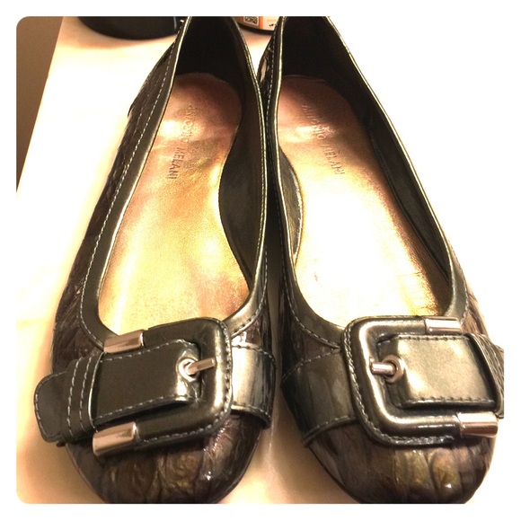 Size 8 Antonio Melani Flats